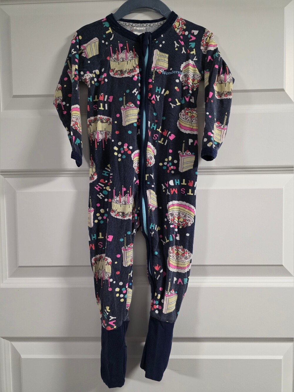 Bonds "It's My Birthday" Confetti Cake Wondersuit